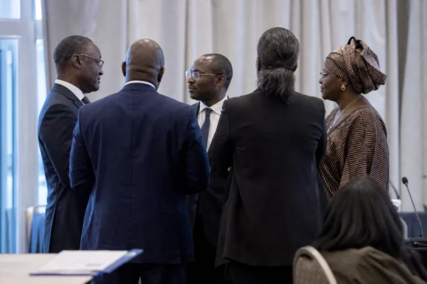 Au Sénégal, la pirogue électrique s’impose comme l’alternative crédible au carburant sur les bolongs