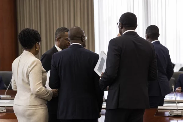 Au Gabon, la dette trouve des financements à l’étranger mais se heurte à un marché régional saturé