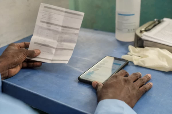 En RDC, la riposte contre Ebola se fragilise quand les soignants réclament leurs salaires et primes