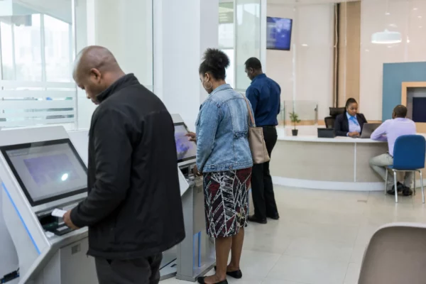 À Nairobi, Equity Group confirme le virage régional qui porte ses profits et réduit la dépendance au marché kényan
