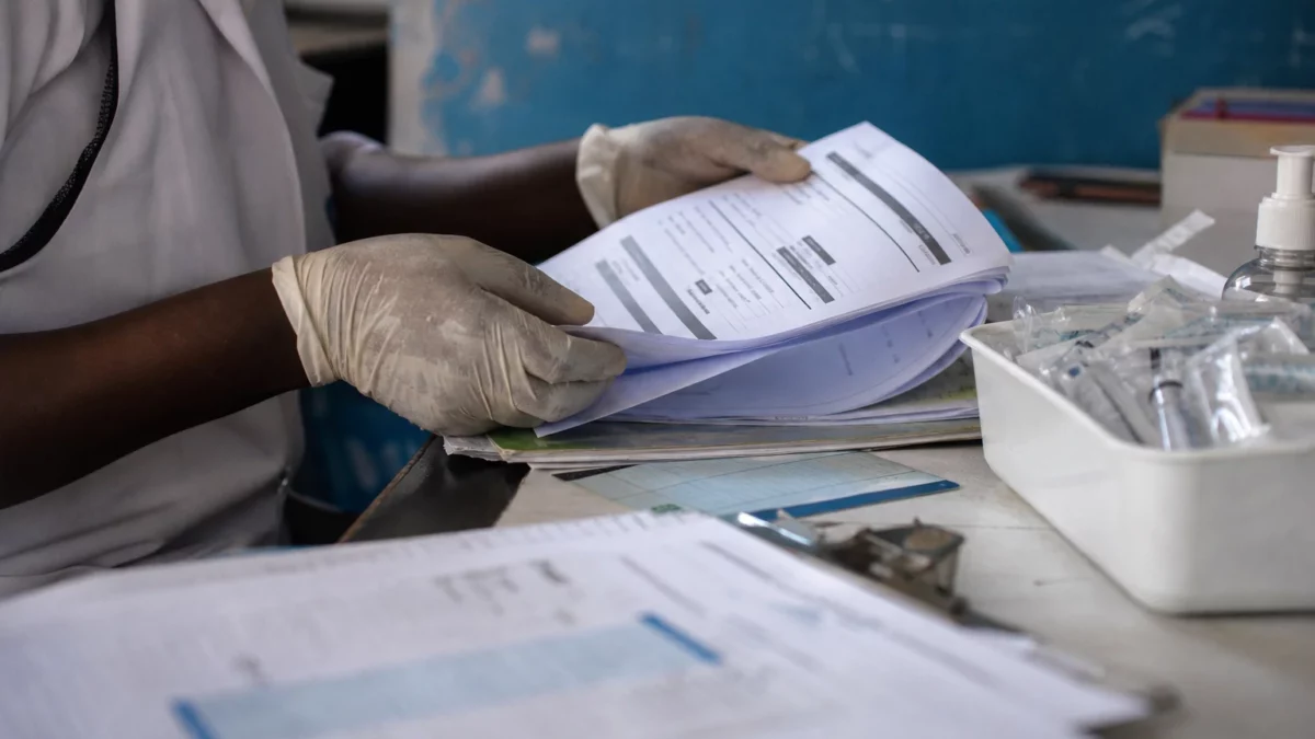 En RDC orientale, Ebola, rougeole et choléra submergent des hôpitaux fragilisés par le conflit armé