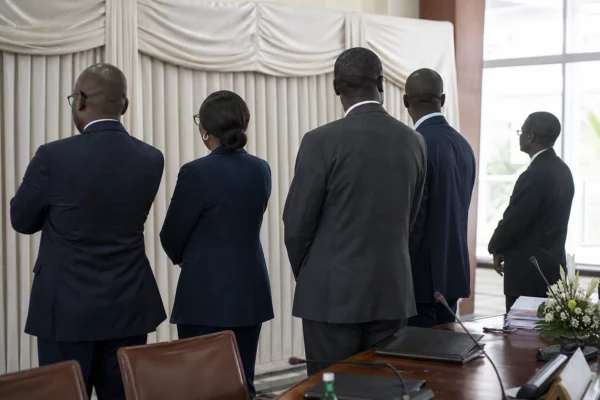Élections locales au Sénégal : le flou sur le calendrier nourrit la crainte d’un report et teste la majorité