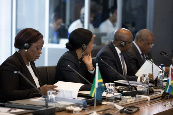 Pourquoi six femmes africaines redéfinissent le pouvoir dans la finance, la politique et les médias en 2025