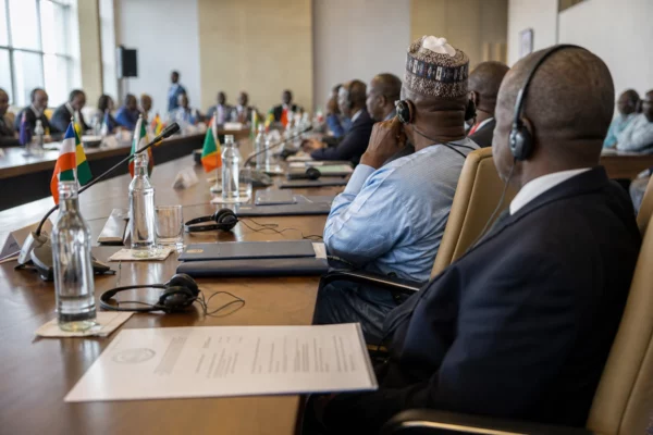 Guinée : le boom de Simandou propulse les IDE, mais le défi reste de convertir la manne minière en croissance durable