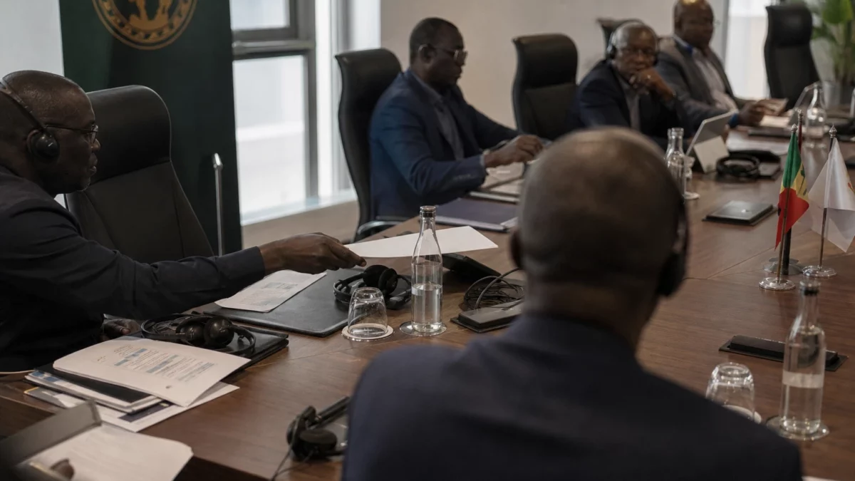 Patrick Vieira au Sénégal : la FSF relance les Lions pendant que le dossier Thiaw reste ouvert