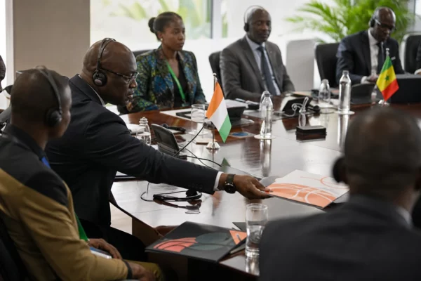 Mali au-dessus du lot à l’AfroBasket U18 féminin : 124-20 face au Bénin, un message au groupe B