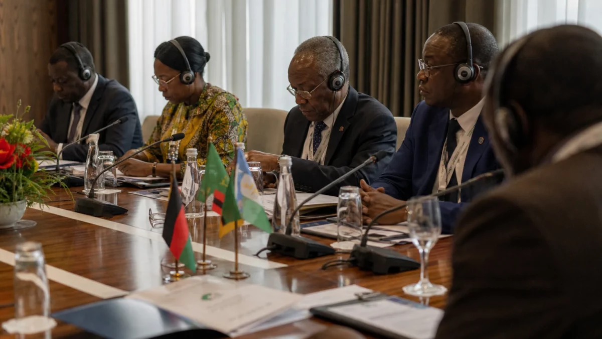 Au Burkina Faso, la hausse du gasoil révèle le coût réel des subventions et la pression des voisins