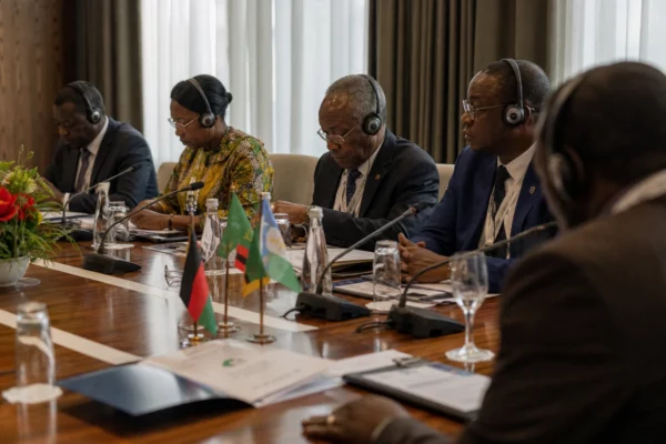 Au Burkina Faso, la hausse du gasoil révèle le coût réel des subventions et la pression des voisins