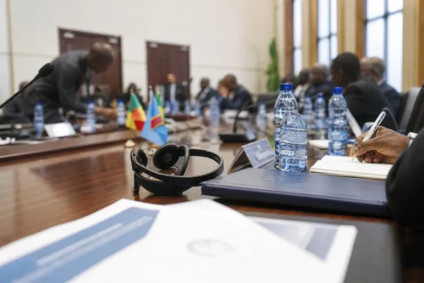 En RDC, Tshisekedi tente de cadrer un dialogue national inclusif pour éviter l’enlisement politique et sécuritaire