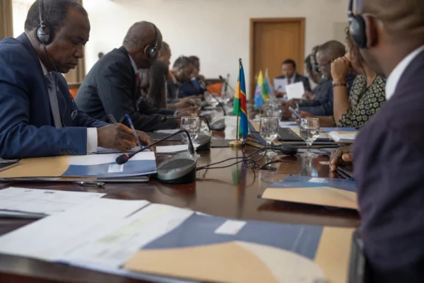 En RDC, la rentrée scolaire révèle l’écart entre les prix des fournitures et les budgets des familles à Kinshasa