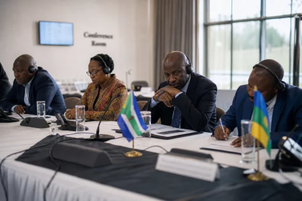En Afrique du Sud, l’ouverture du fret ferroviaire place les fonds de retraite au cœur d’un basculement industriel durable