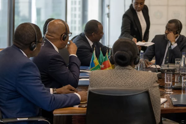 Au Cameroun, la contrainte par corps prolonge encore la détention des jeunes pauvres malgré la loi