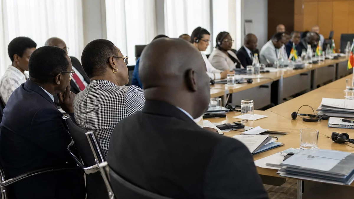 Au Zimbabwe, la collision près de Chivhu révèle l’urgence de sécuriser les minibus et camions sur les grands axes