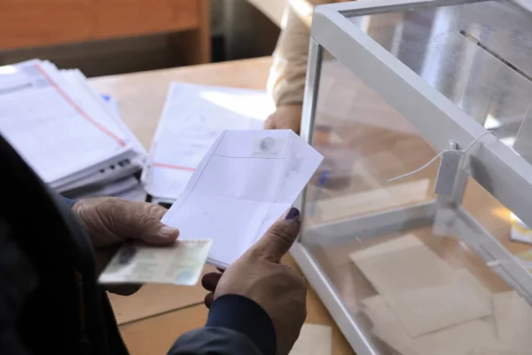 Au Maroc, cinq fortunes privées révèlent le vrai poids des banques, de l’immobilier et des passerelles avec le pouvoir