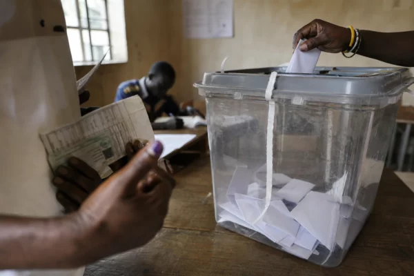 En Ituri, la riposte à Ebola en RDC révèle les limites du traçage et la pression sur Bunia