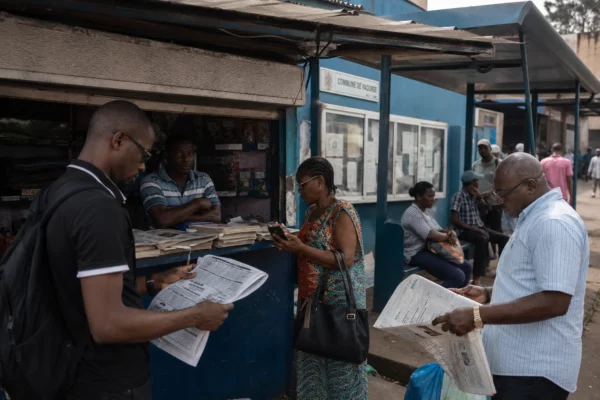 Au Cameroun, l’absence de Paul Biya expose un pouvoir en attente de succession et ravive les doutes à Yaoundé