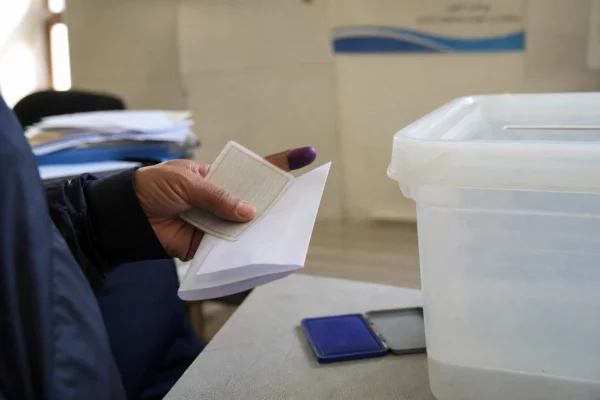 En Algérie, l’État mise sur 3 000 localités pour combler la fracture numérique et accélérer l’usage des services publics