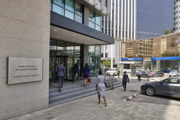 Bridge Bank Côte d’Ivoire fait entrer la finance ivoirienne à la BRVM après une souscription record