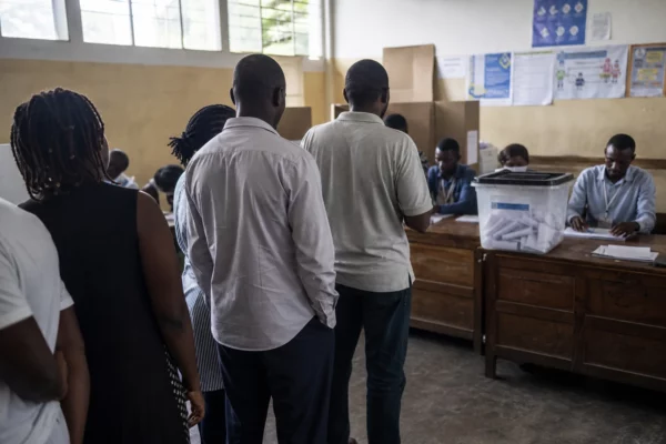 À Kinshasa, l’opposition transforme la révision constitutionnelle en épreuve de force pour Félix Tshisekedi