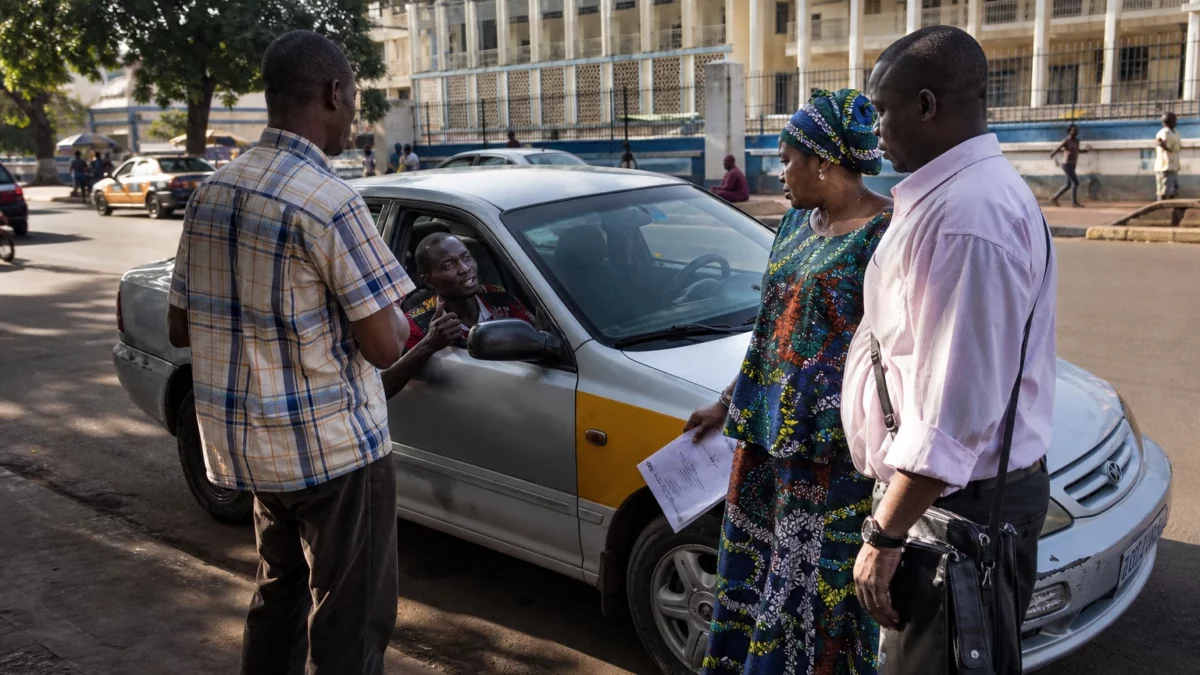 En Guinée, le tribunal de Kaloum libère un homme poursuivi après une conversation sur la sécurité dans un taxi