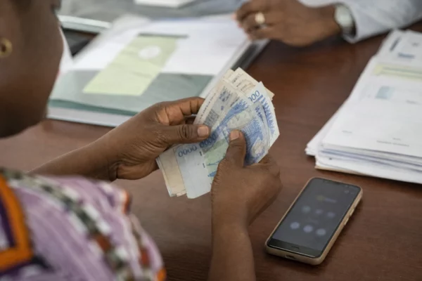 En Côte d’Ivoire, Baobab ouvre un financement durable inédit pour les PME féminines et la finance verte