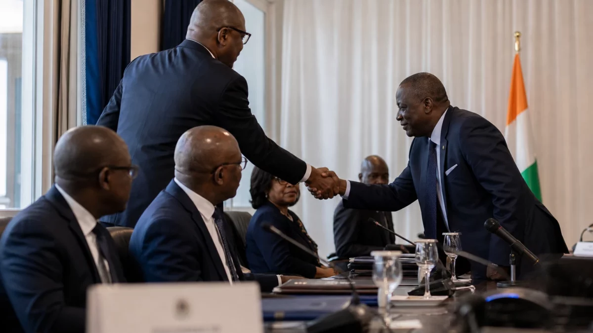 En Côte d’Ivoire, la liquidation de l’ex-CEI relance le bras de fer sur le futur arbitre des élections