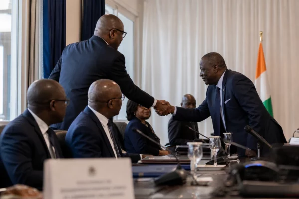 En Côte d’Ivoire, la liquidation de l’ex-CEI relance le bras de fer sur le futur arbitre des élections