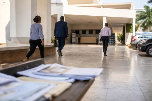 À Paris, Simone Ehivet transforme son pardon en signal politique sur les fractures de la Côte d’Ivoire