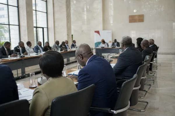 Au Cameroun, la couverture mobile progresse mais les opérateurs restent sous pression pour réduire les zones mal desservies