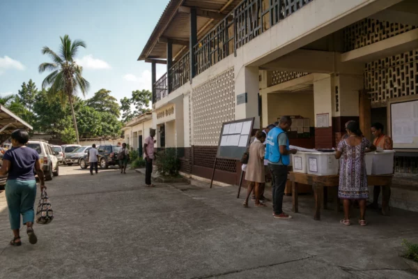 Élections à São Tomé-et-Principe : le vote ouvre une bataille décisive sur l’avenir du gouvernement et des services publics