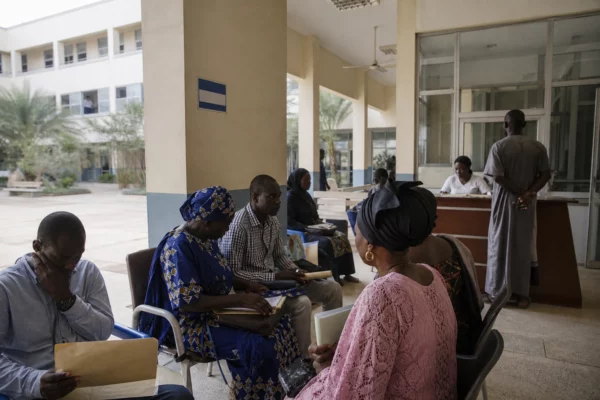 À Dakar, les familles de migrants disparus au Sénégal réclament enfin des réponses face au deuil suspendu