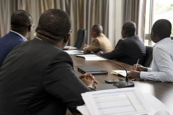 Au Ghana, la 4G rurale révèle le vrai défi du numérique : équiper les villages sans laisser les habitants au bord du chemin