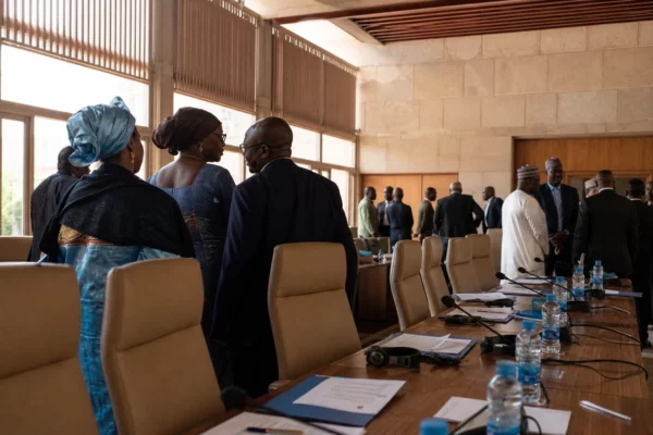 Au Mali, l’appel à la réconciliation se heurte à l’urgence sécuritaire et aux fractures de la transition