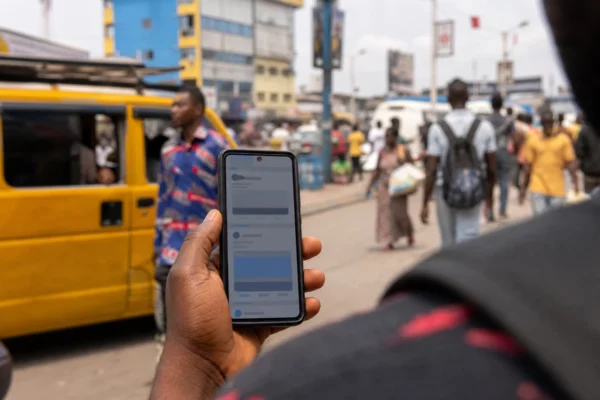RDC : Kinshasa teste sa coopération avec la Tanzanie et durcit sa riposte contre les abus numériques