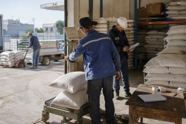 De la mine au port, l’Algérie mise sur le phosphate pour bâtir une filière d’engrais et diversifier ses exportations