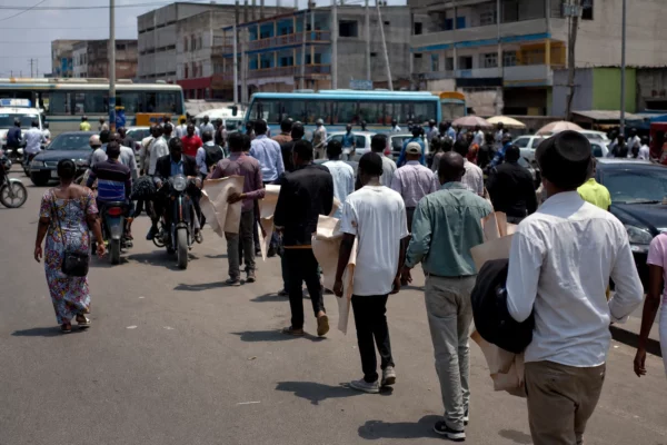 En RDC, la majorité mobilise la rue pour défendre le référendum et reprendre l’initiative face à l’opposition