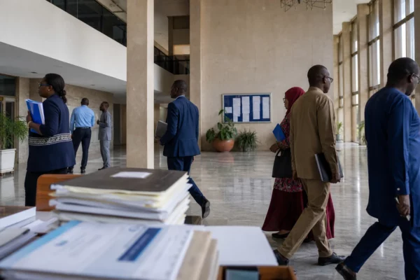 Au Sénégal, la réforme des subventions énergétiques teste l’équilibre entre rigueur budgétaire et protection sociale