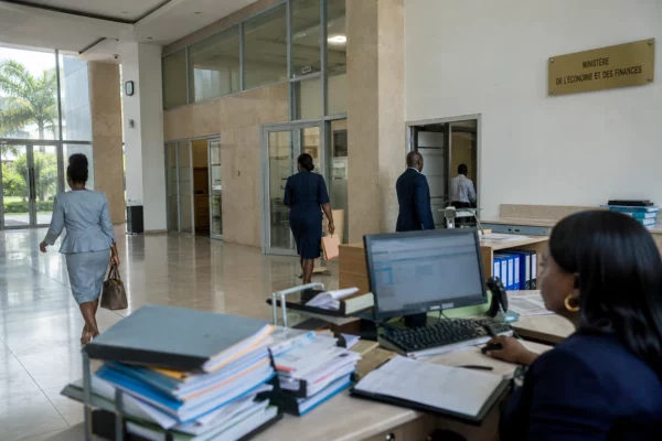 À Libreville, l’audit de la dette gabonaise fait passer le ratio sous 70 %, mais laisse le FMI trancher
