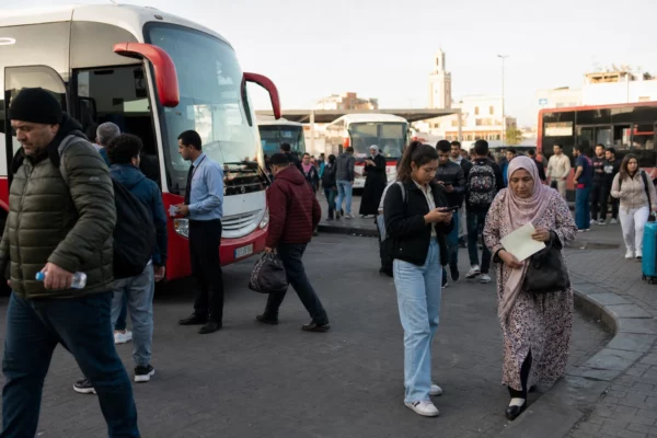 Élections législatives au Maroc : la faible mobilisation des jeunes met la future majorité face à une crise de confiance