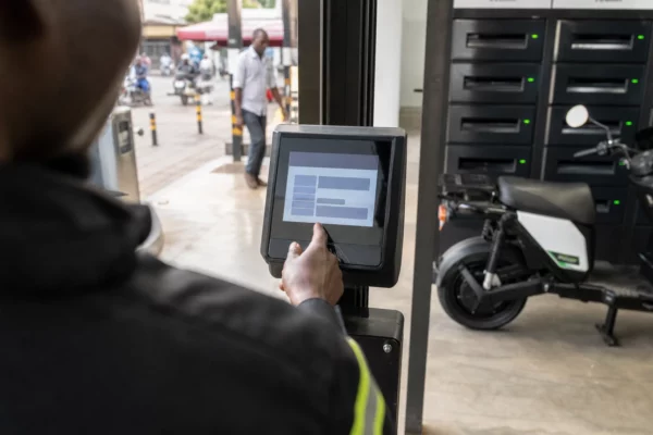En Ouganda et au Rwanda, Spiro mise sur les batteries échangeables pour accélérer la mobilité électrique africaine