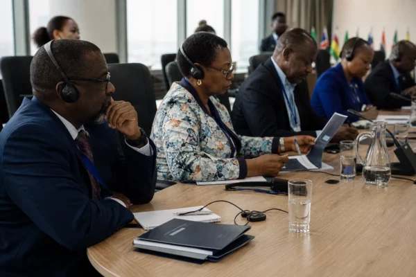 En Ouganda, une usine de peintures veut relier emplois, production locale et débouchés en Afrique de l’Est