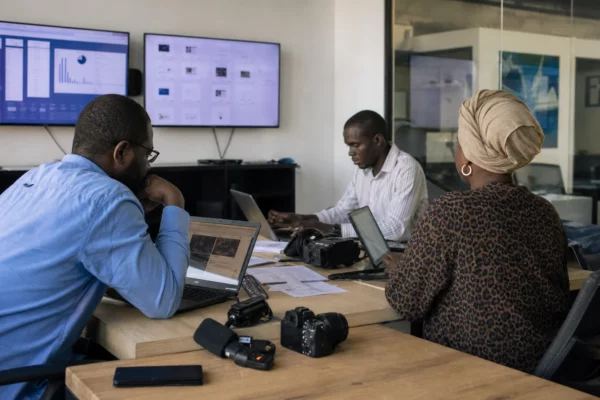 Maroc-Guinée : les 25 accords signés à Conakry cherchent à convertir une proximité diplomatique en projets concrets