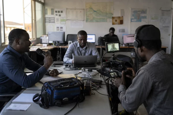 En Gambie, la crise des coupures d’électricité fragilise Banjul avant le choc politique de décembre