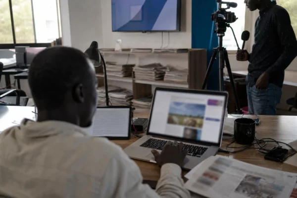 À Bambali, Sadio Mané parie sur la transformation de la mangue pour réduire les pertes et créer de la valeur au Sénégal