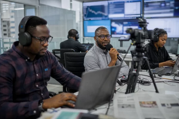 Au Nigeria, l’IPO de la raffinerie Dangote veut ouvrir Lagos aux petits actionnaires et bousculer le marché africain