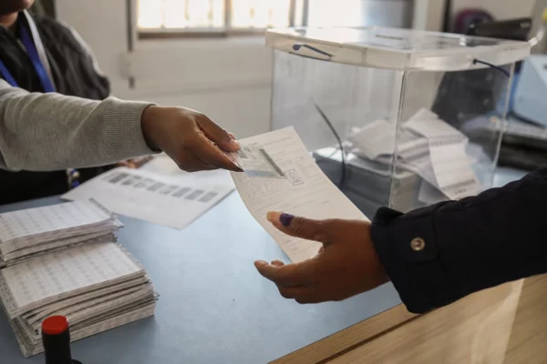 Quand le ralentissement chinois redistribue les gains et les pertes du commerce africain