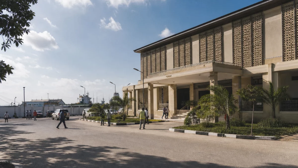 À Lamu, la raffinerie Dangote promet un marché régional mais ravive le conflit foncier au Kenya