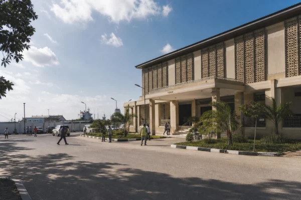 À Lamu, la raffinerie Dangote promet un marché régional mais ravive le conflit foncier au Kenya