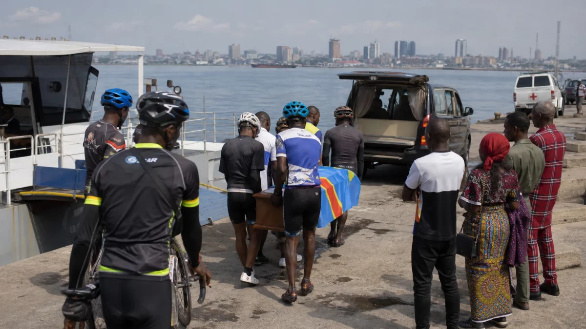 Après l’accident, la RDC transforme le retour de Miguel Masaisai en hommage à une jeunesse engagée pour la paix