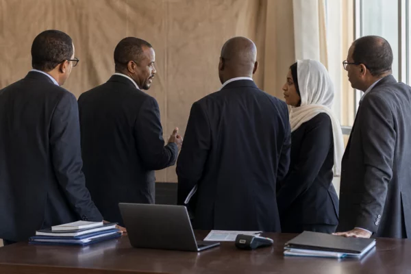 Au Soudan, le remplacement de la monnaie met à l’épreuve la confiance dans l’économie en guerre